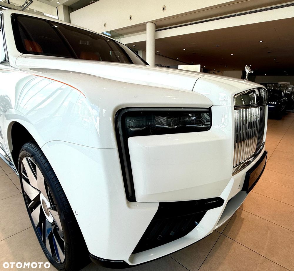 Rolls-Royce Cullinan - 7