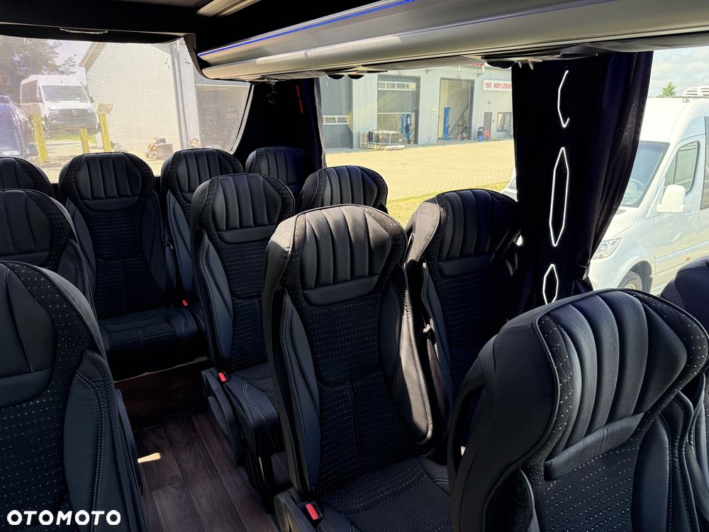 Iveco Daily 70C21 Tourism Revolution ERENER 33+1+1 miejsc - 28