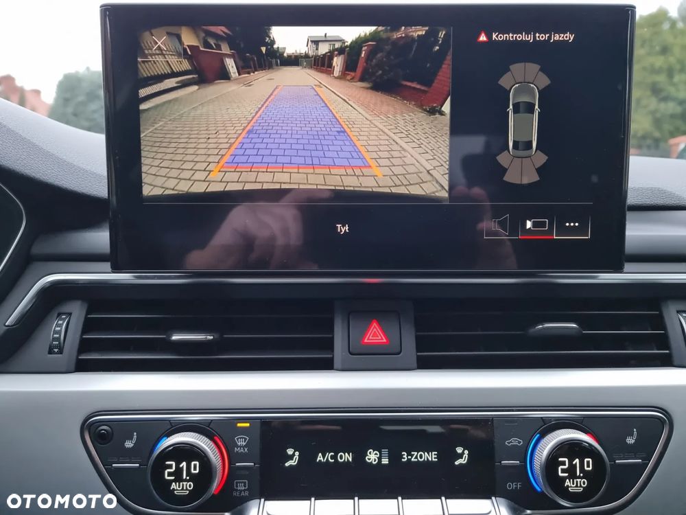 Audi A4 Limousine - 13