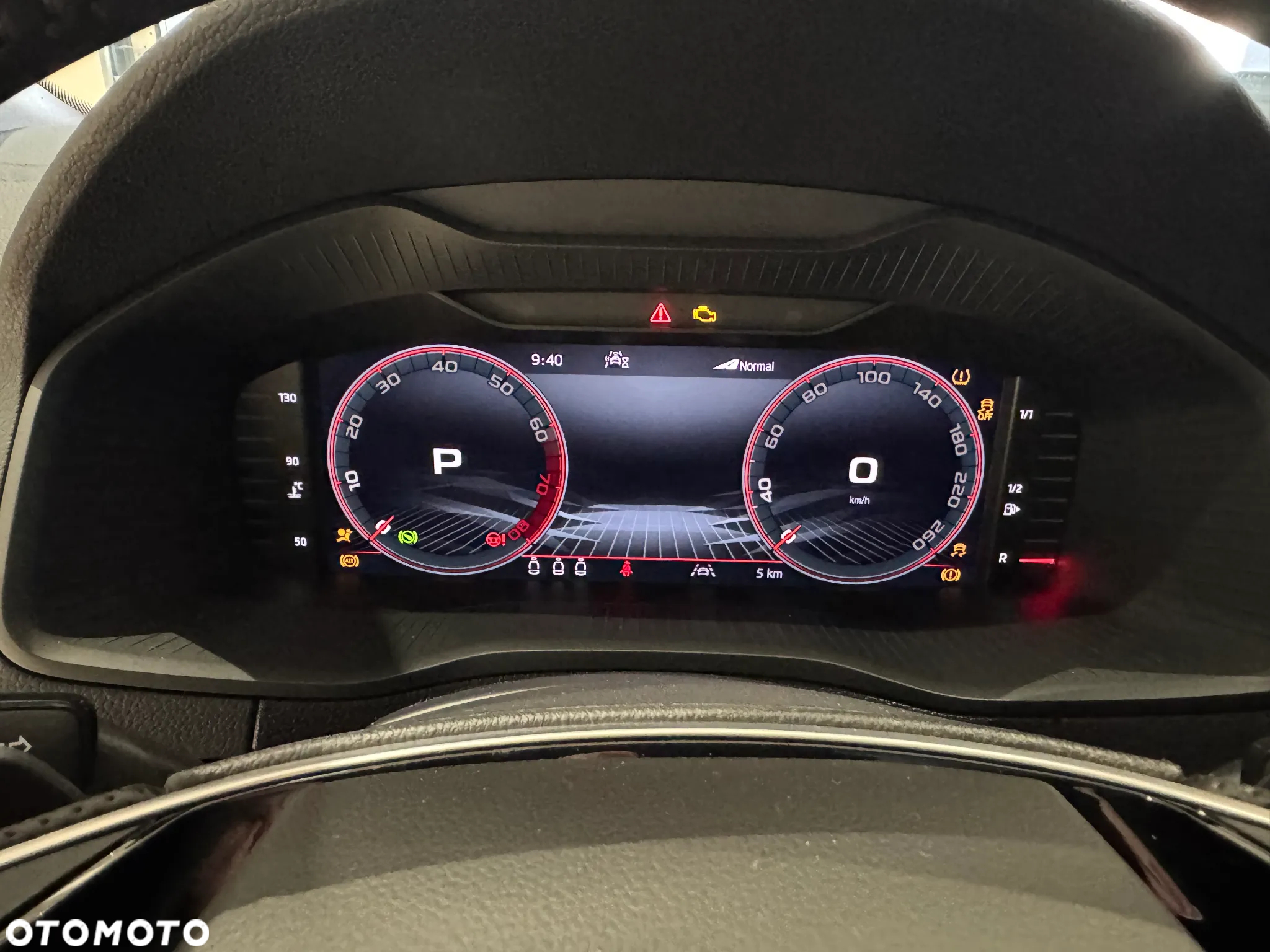 Skoda Karoq 2.0 TSI 4x4 Sportline DSG - 11
