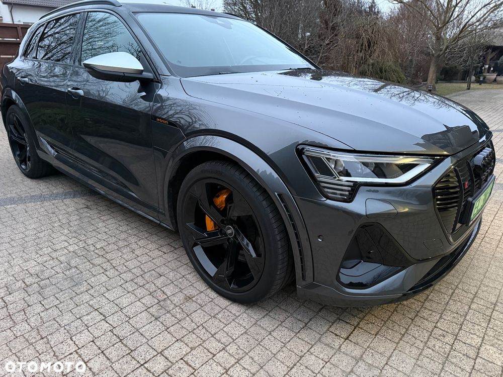 Audi e-tron - 7