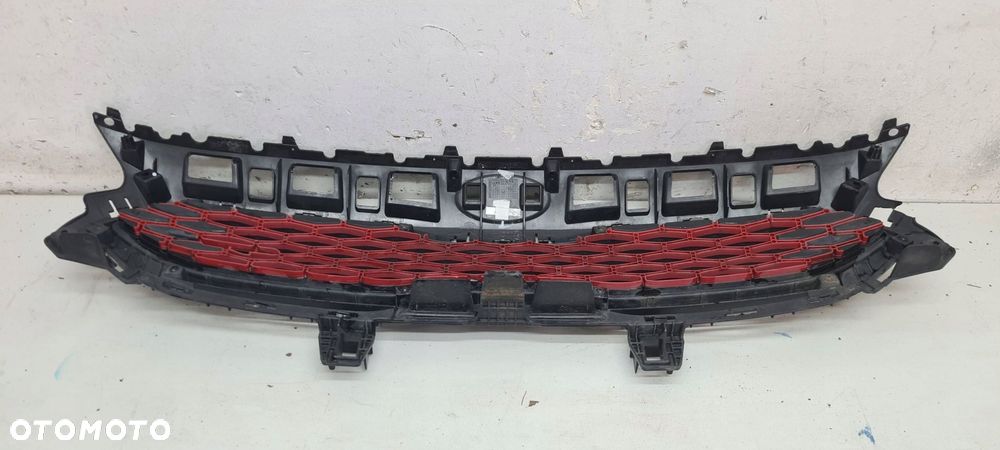 kia ceed iii gt line 18- grill atrapa chrom kratka - 6