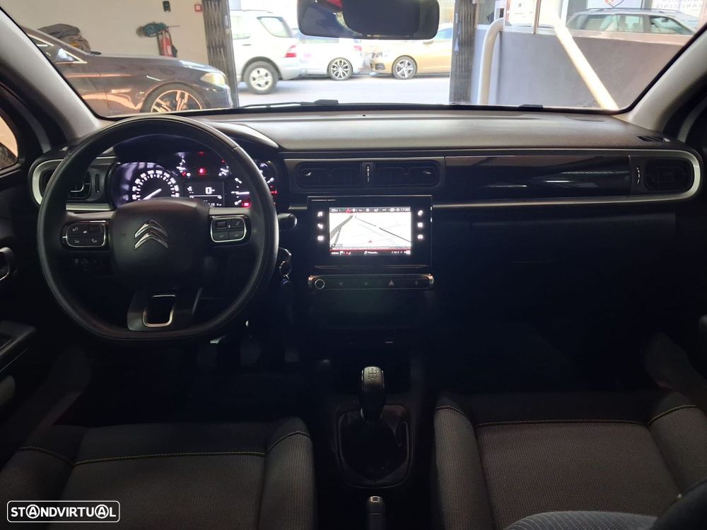 Citroën C3 1.2 PureTech Shine - 15