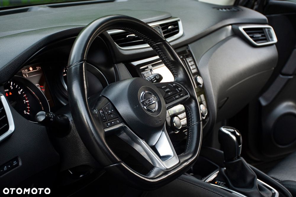 Nissan Qashqai 1.2 DIG-T Xtronic TEKNA - 29