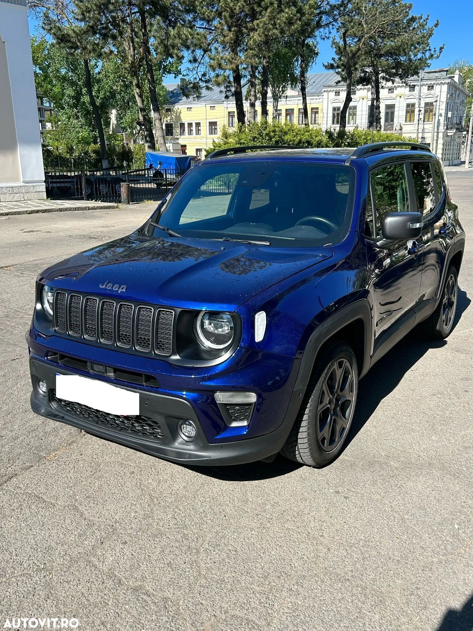 Jeep Renegade - 1