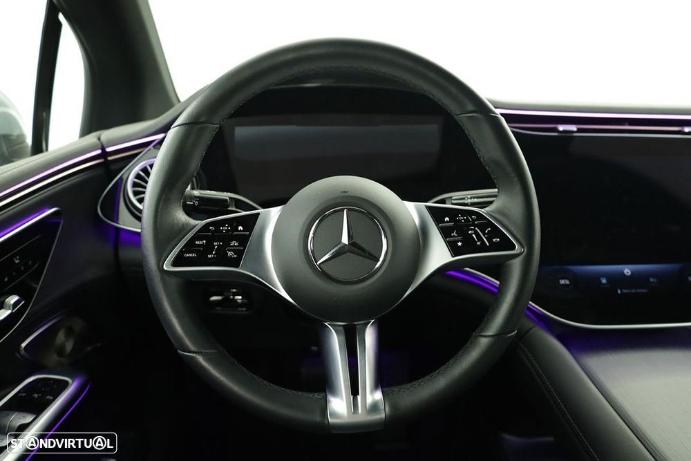 Mercedes-Benz EQE 300 - 14
