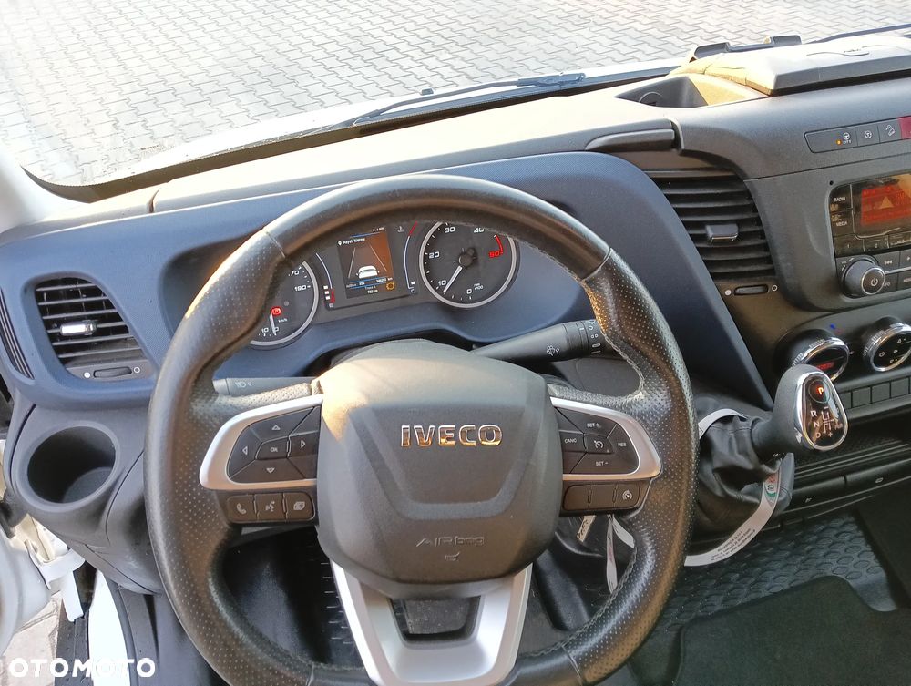 Iveco 35s18 - 13