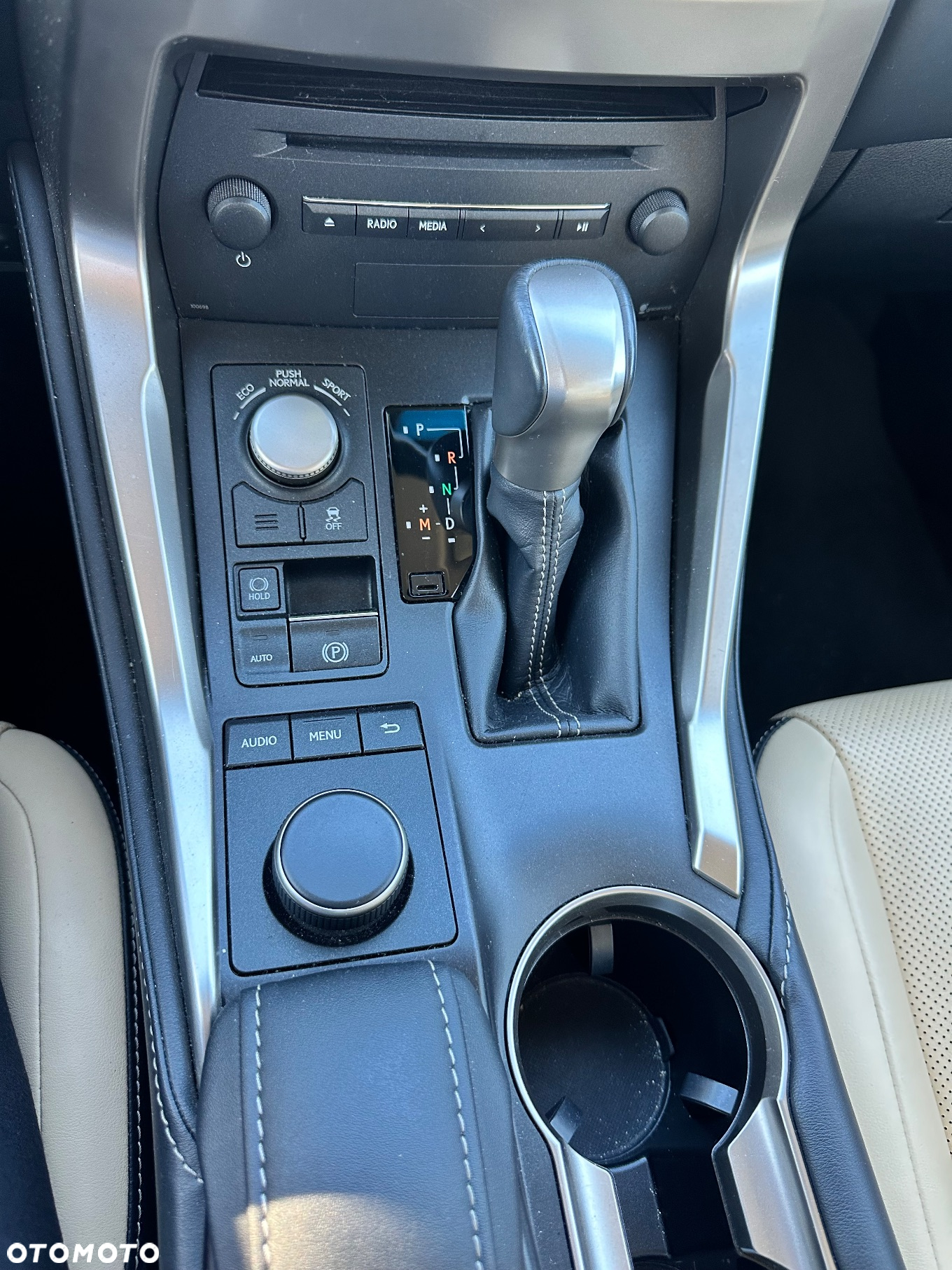 Lexus NX 200t Comfort AWD - 7