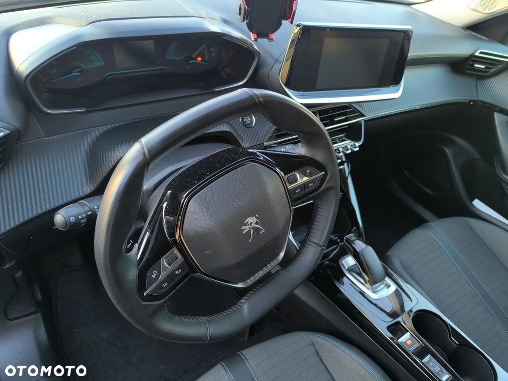 Peugeot 2008 136 Active - 14