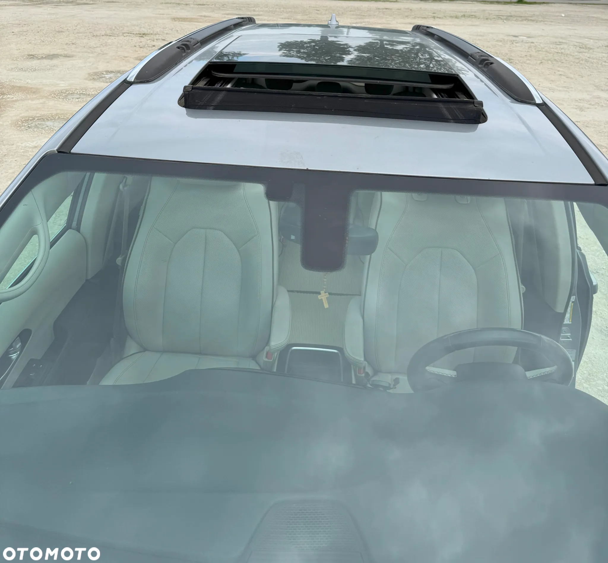 Chrysler Pacifica - 27