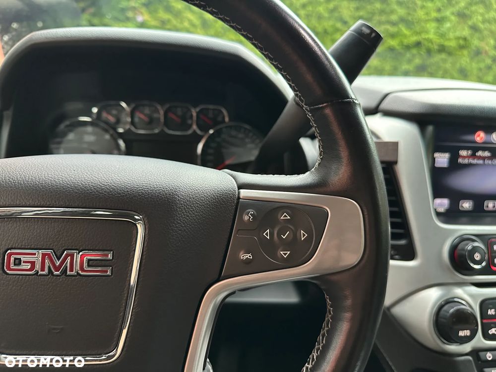 GMC Yukon - 17