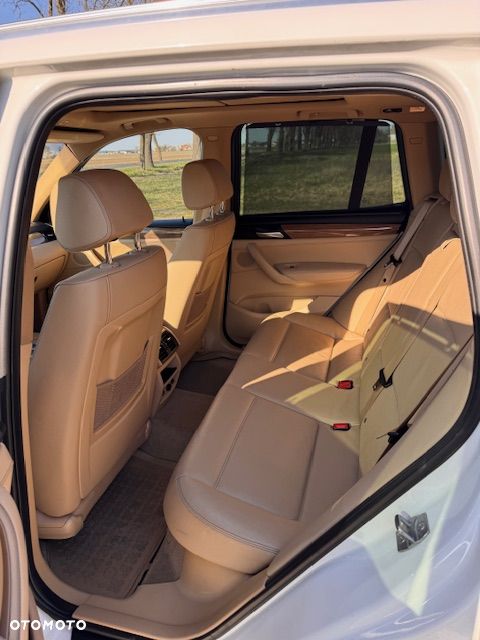 BMW X3 xDrive28i Sport-Aut - 6