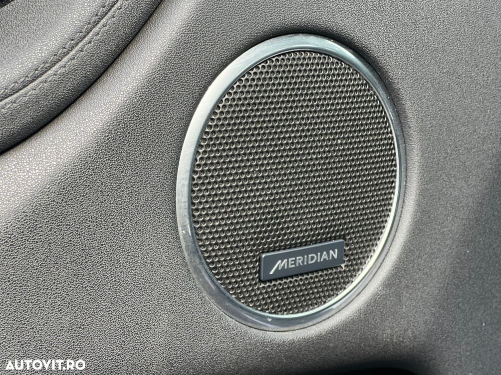 Land Rover Discovery Sport - 30