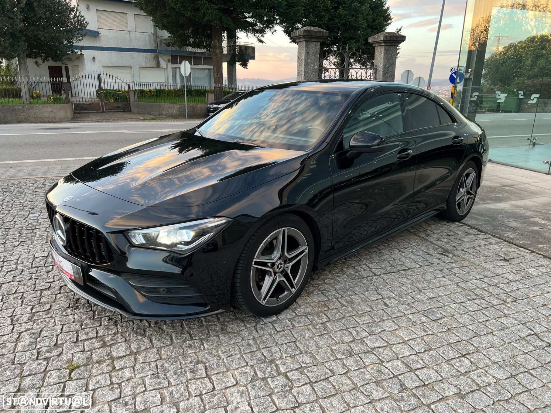 Mercedes-Benz CLA 180 d 7G-DCT AMG Line - 4