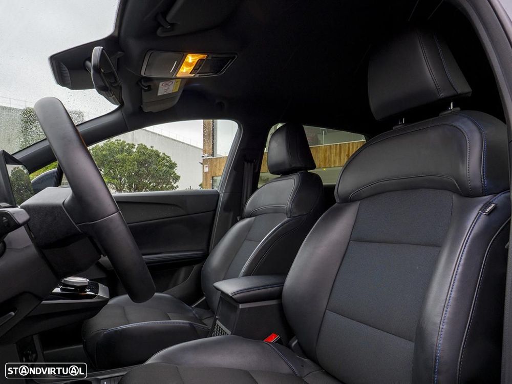 MG MG4 77 kWh Extended Range Luxury - 23