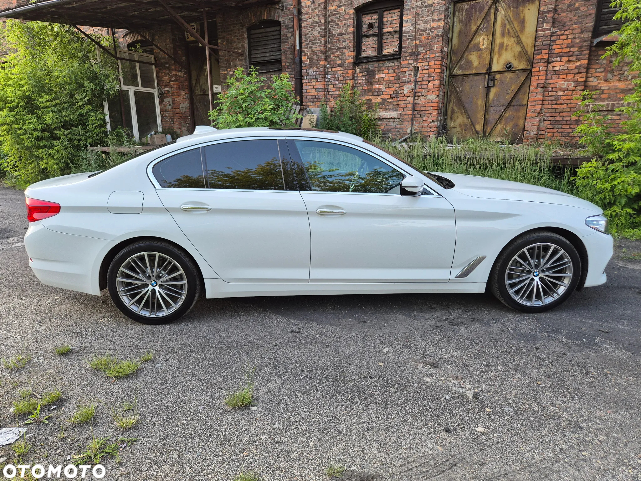 BMW Seria 5 530i xDrive Sport Line sport - 10