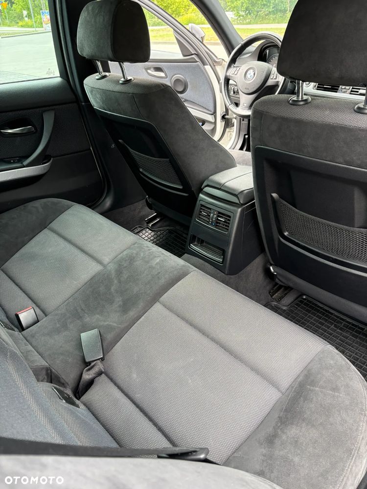 BMW Seria 3 320i Edition Sport - 9