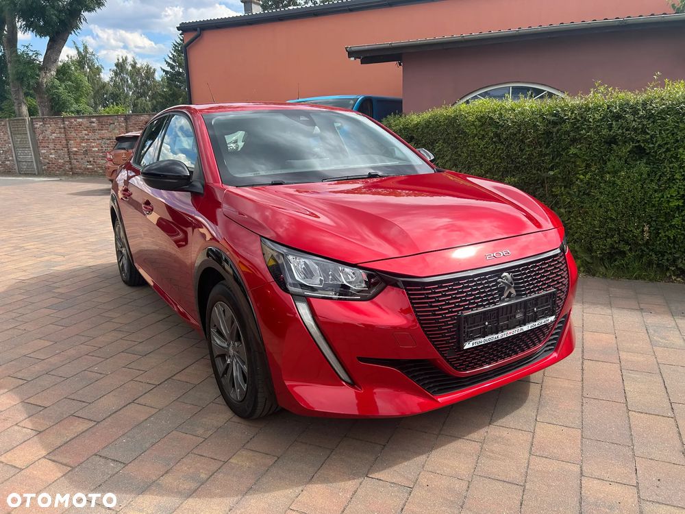 Peugeot 208 Elektromotor 136 Allure+ - 3