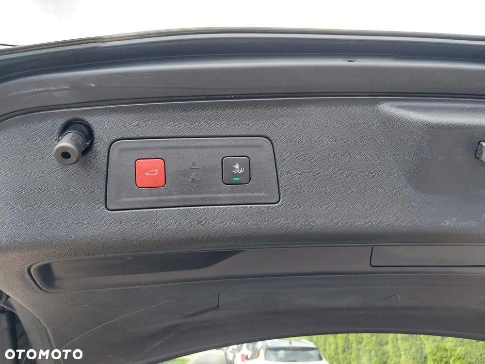 Peugeot 508 BlueHDi 160 EAT8 Allure Business-Paket - 23