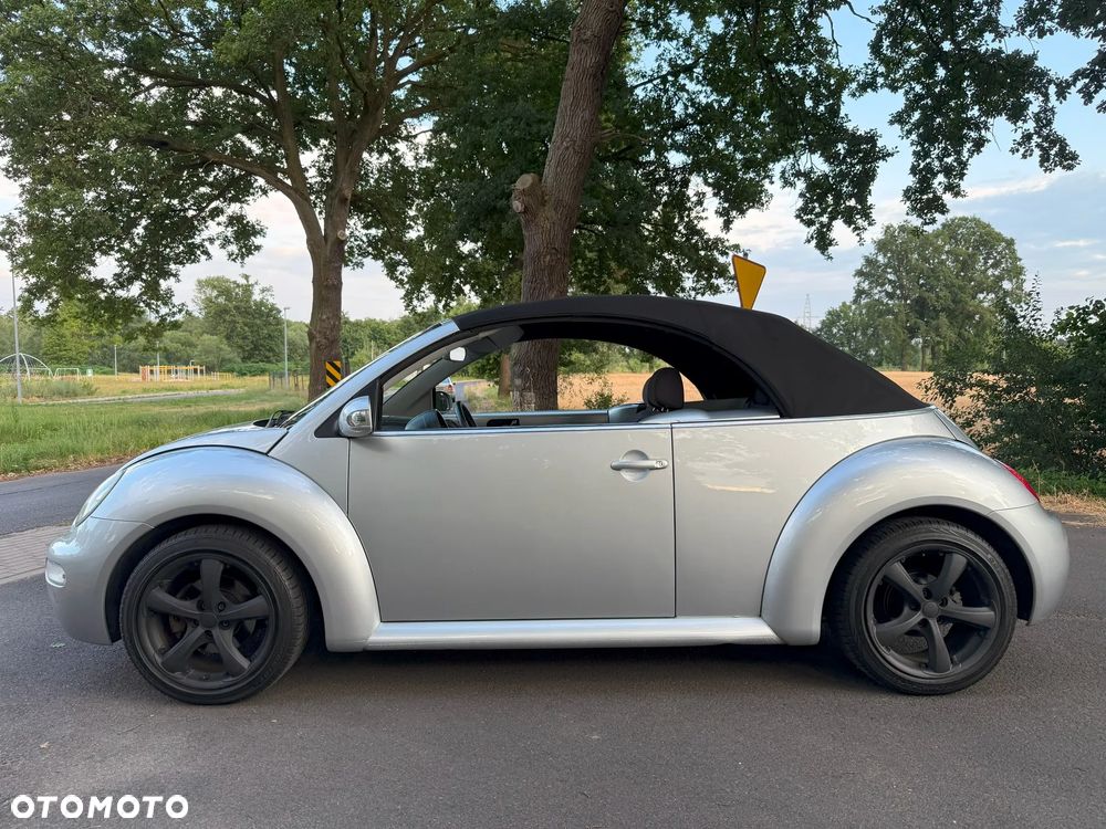 Volkswagen New Beetle - 5