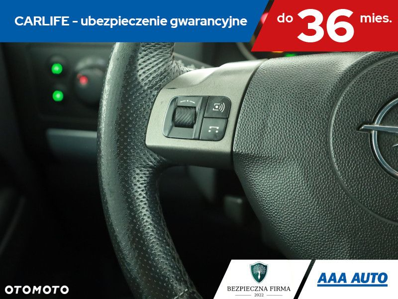 Opel Zafira - 18