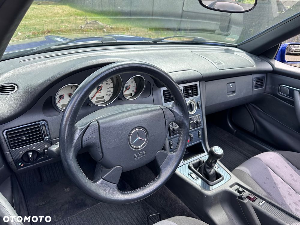 Mercedes-Benz SLK 200 - 17