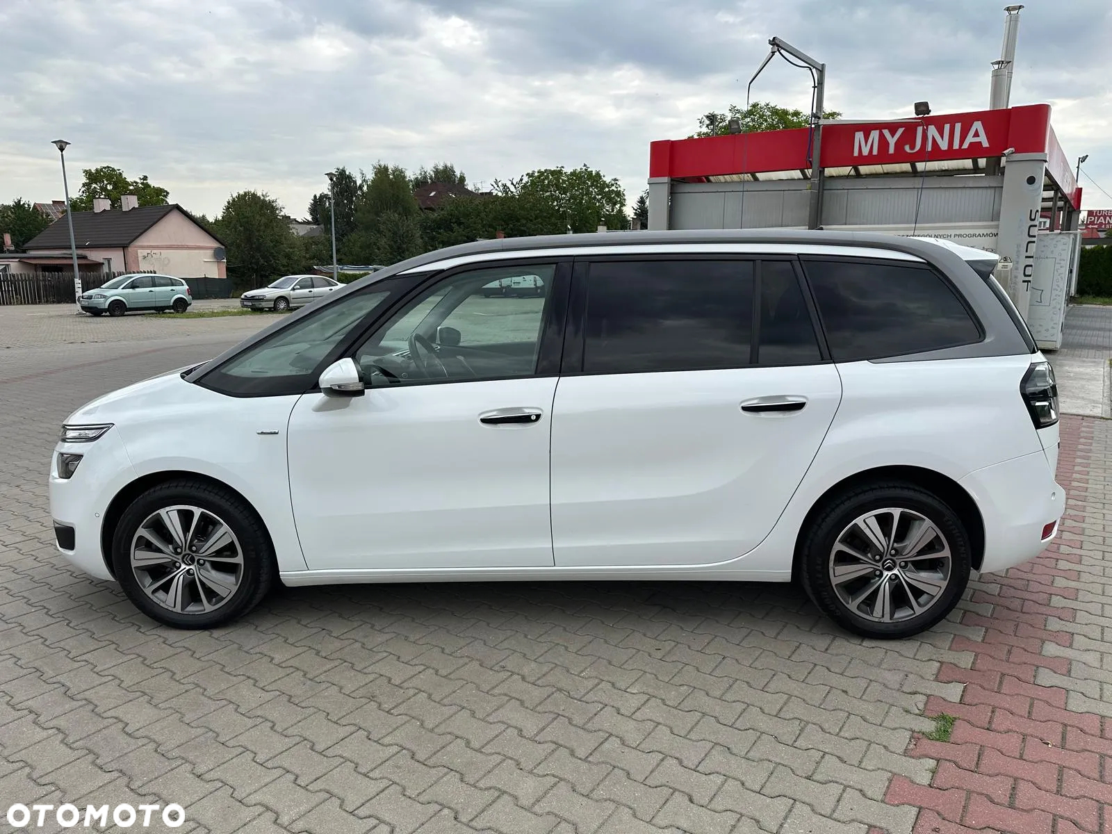 Citroën C4 Grand Picasso 2.0 BlueHDi Exclusive - 4