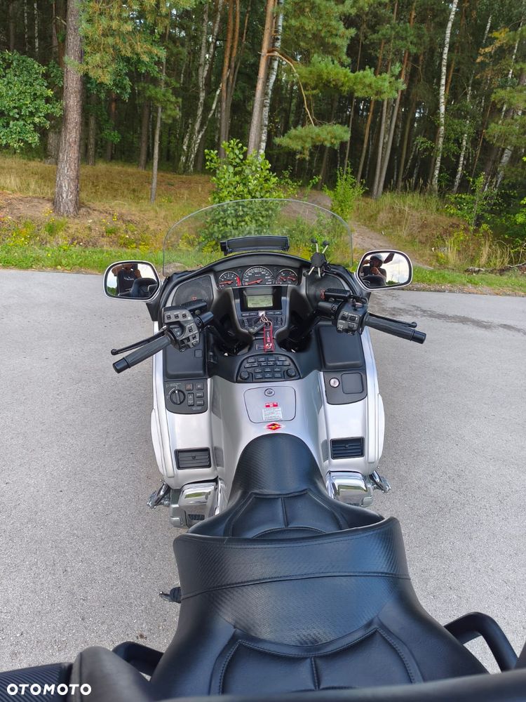 Honda GL - 5