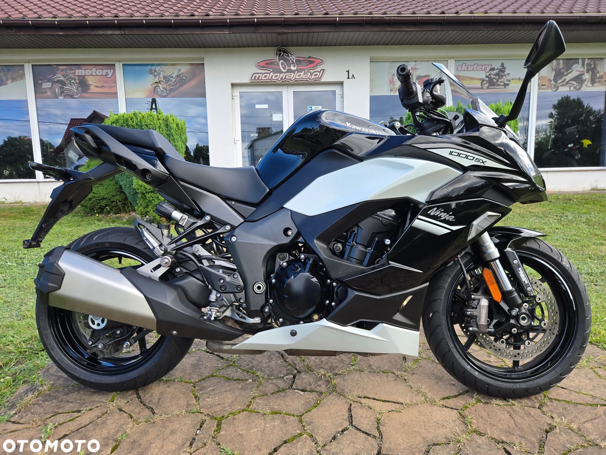 Kawasaki Ninja 1000 SX - 1