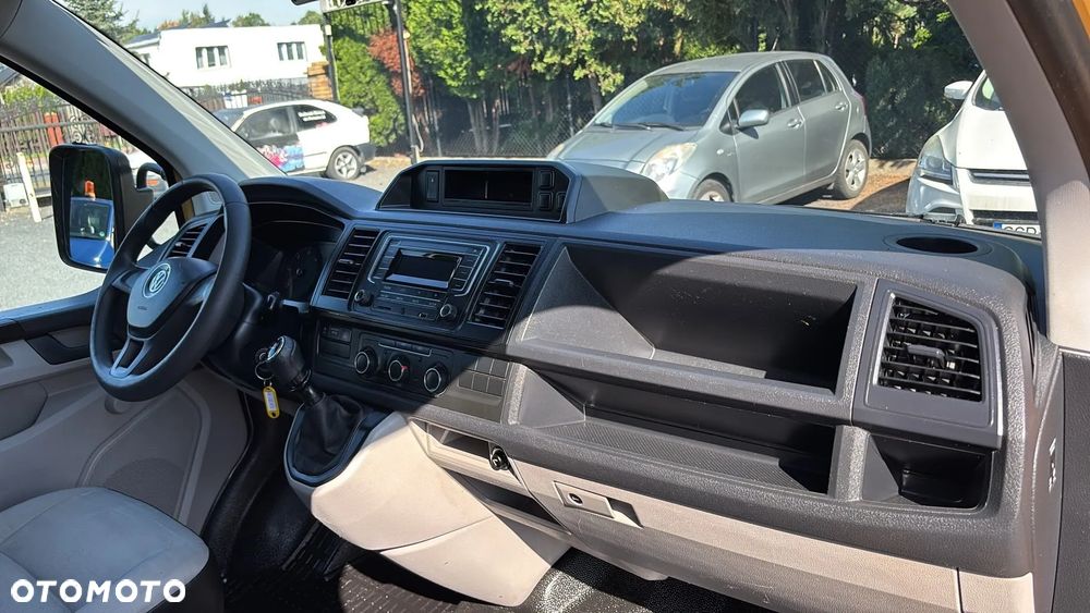 Volkswagen Transporter T6 - 22