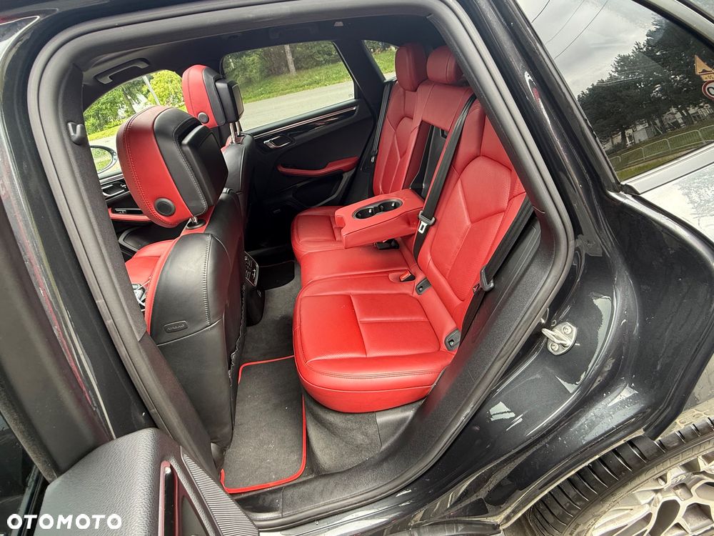 Porsche Macan - 29