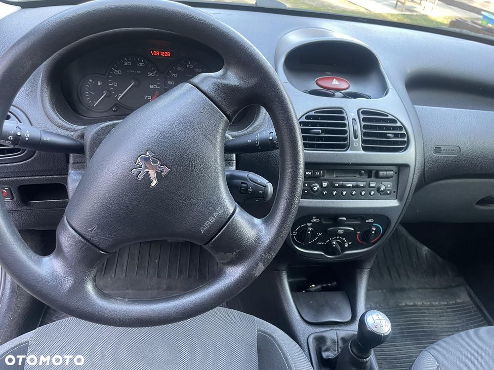 Peugeot 206 1.4 Happy - 2
