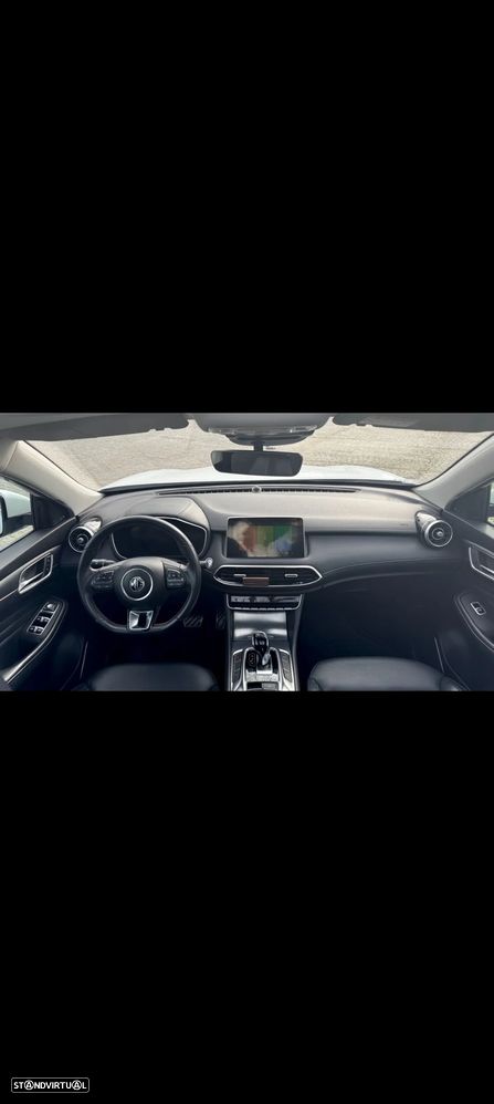 MG EHS 1.5 T-GDI Plug-in Hybrid Luxury - 14