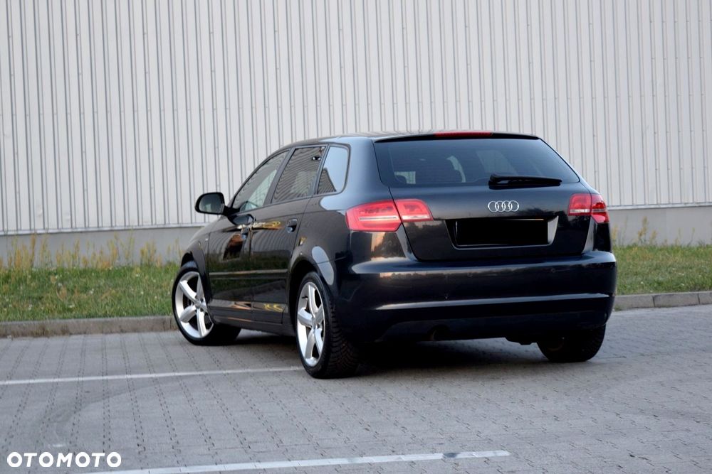 Audi A3 Sportback 1.6 S line Sportpaket (plus) - 10