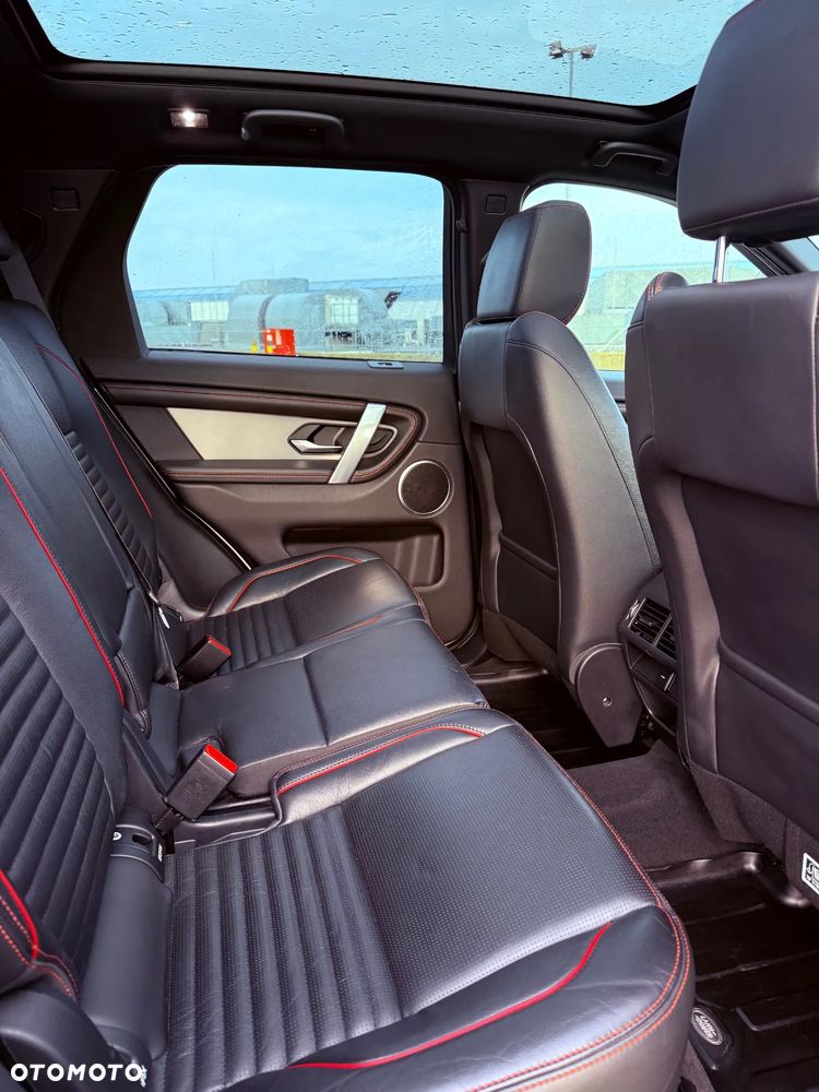 Land Rover Discovery Sport 2.0 P200 mHEV R-Dynamic - 16