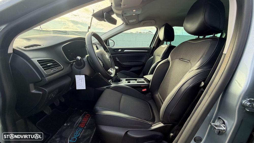 Renault Mégane Sport Tourer 1.5 Blue dCi Intens - 18