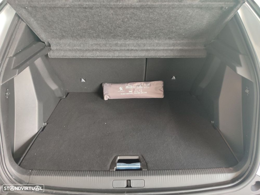 Peugeot 2008 1.2 Hybrid Allure e-DCS6 - 39