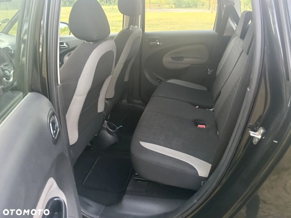 Citroën C3 Picasso 1.4i Exclusive - 22