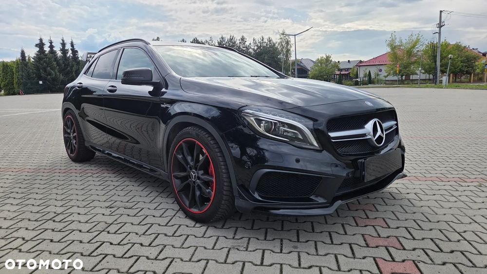 Mercedes-Benz GLA 45 AMG 4-Matic - 17