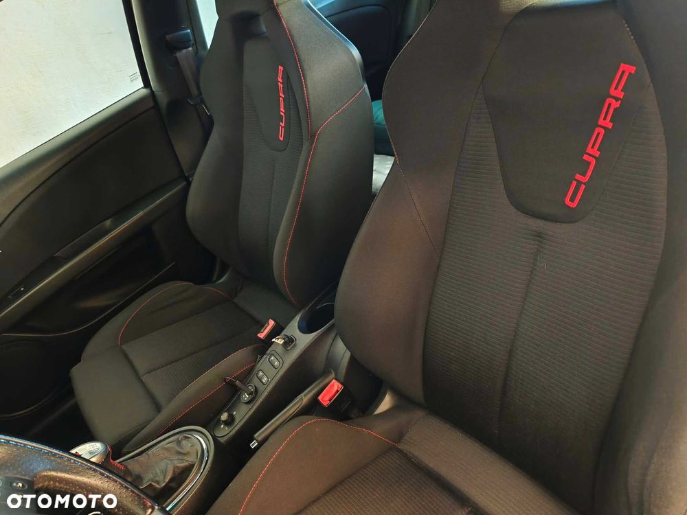 Seat Leon - 4