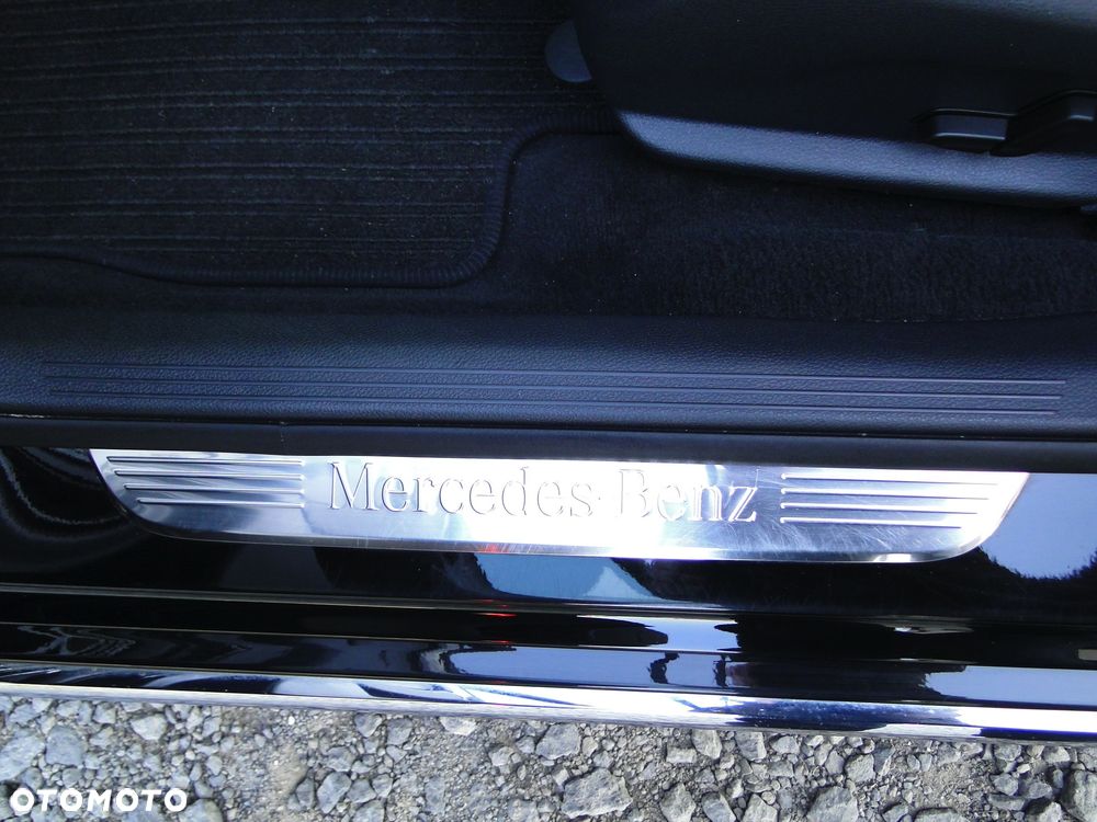 Mercedes-Benz Klasa E 220 d 9G-TRONIC - 25