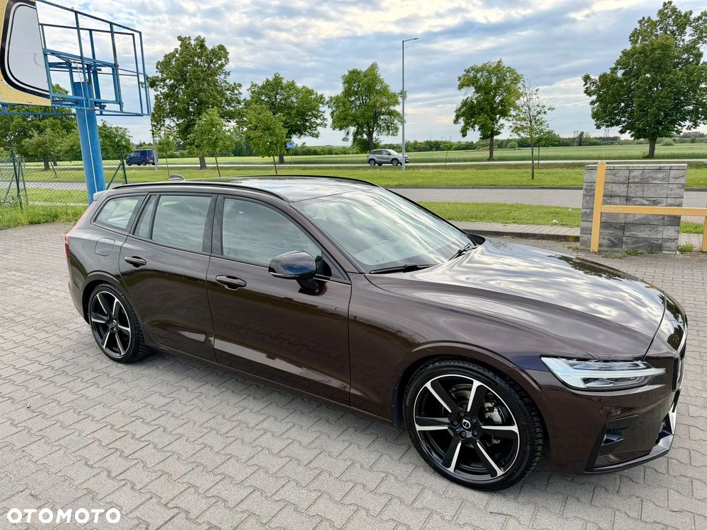 Volvo V60 D3 R-Design - 4