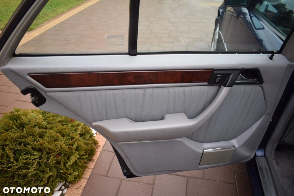 Mercedes-Benz Klasa E 420 Elegance - 15