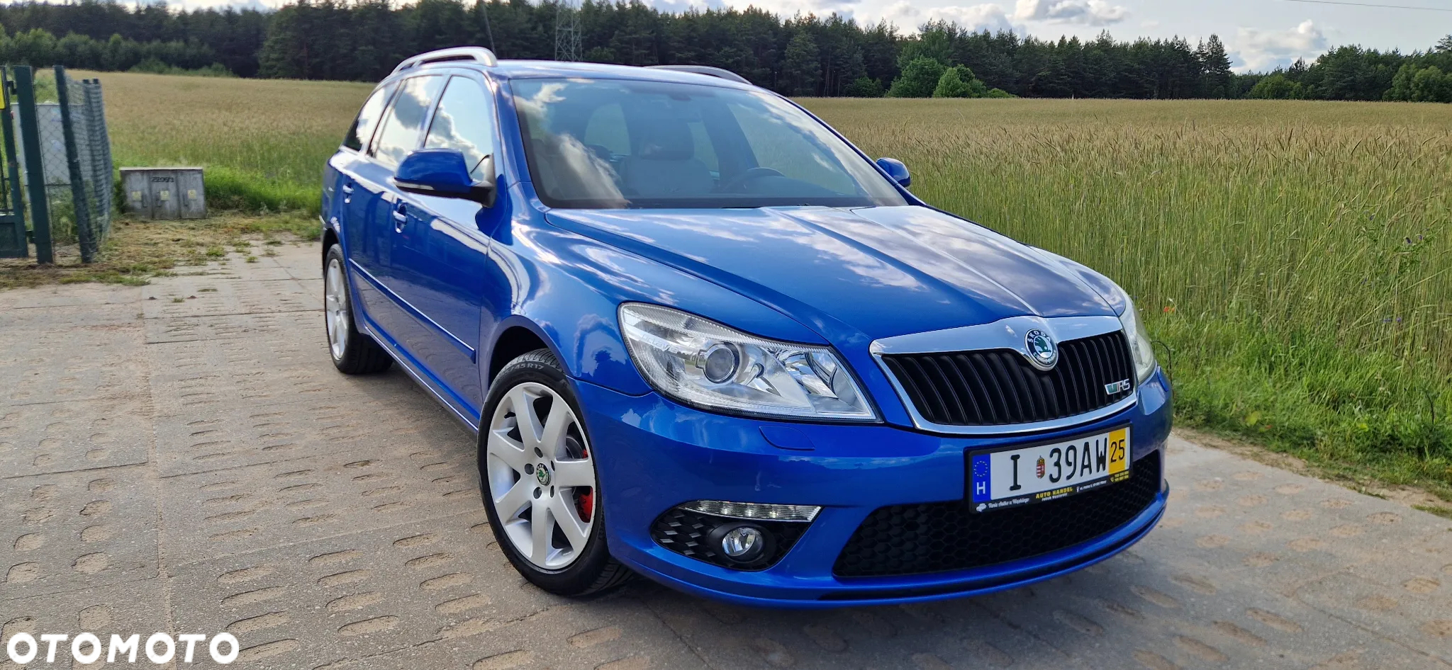 Skoda Octavia Combi 2.0 TDI CR DPF RS - 9