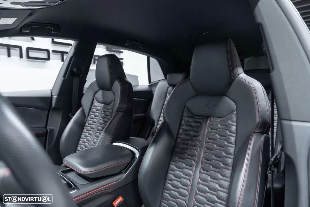 Audi RS Q8 4.0 TFSI quattro Tiptronic - 28