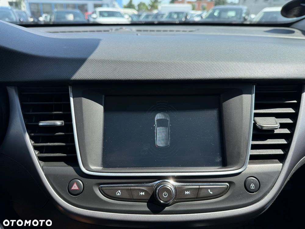 Opel Crossland X - 17