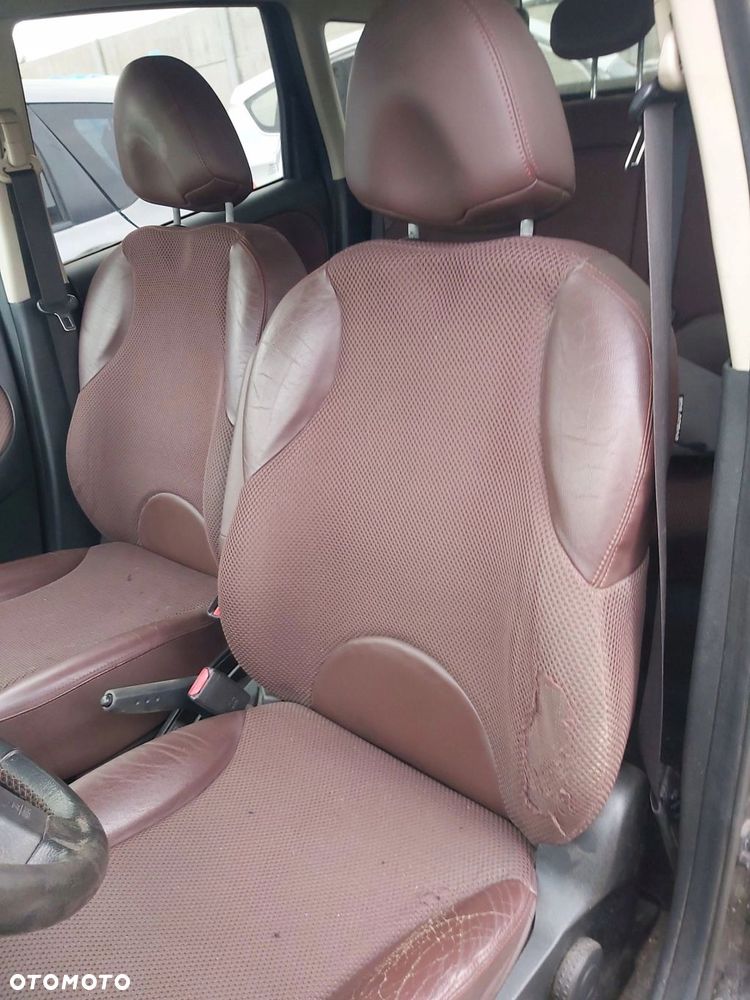 Nissan Note I E11 fotel przód tył lewy prawy kanapa komplet - 4