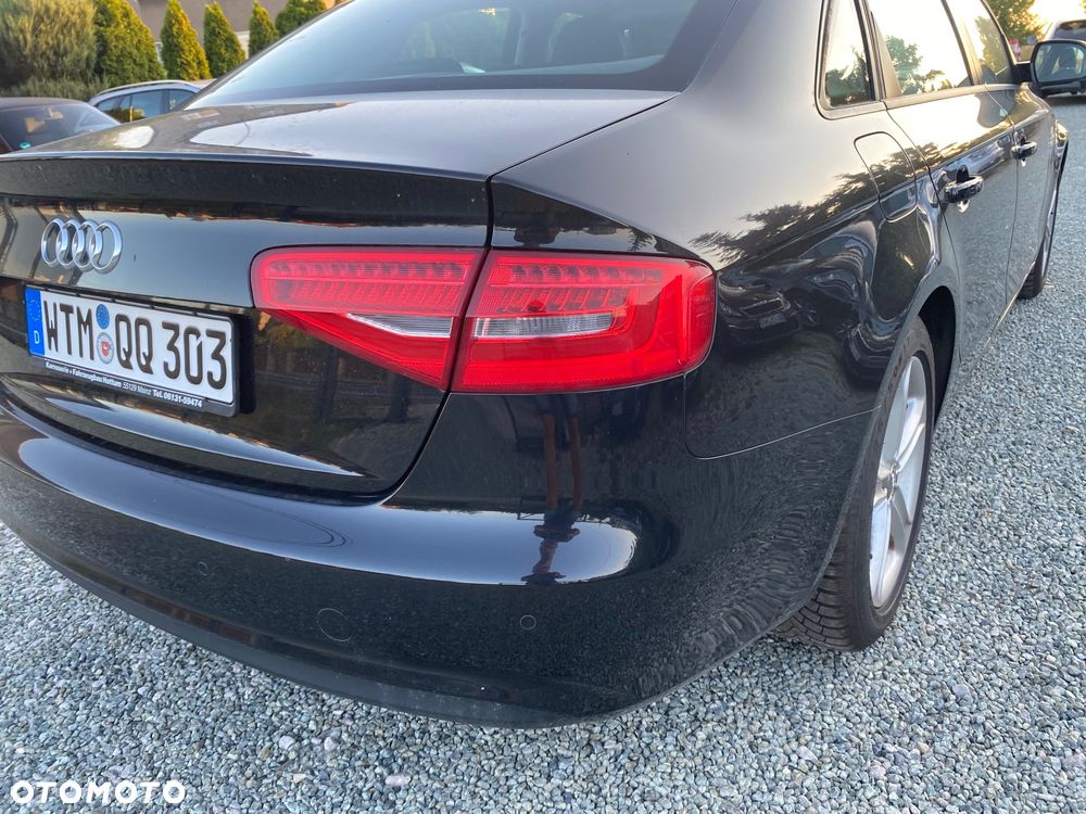 Audi A4 Limousine 2.0 TDI DPF Ambition - 12