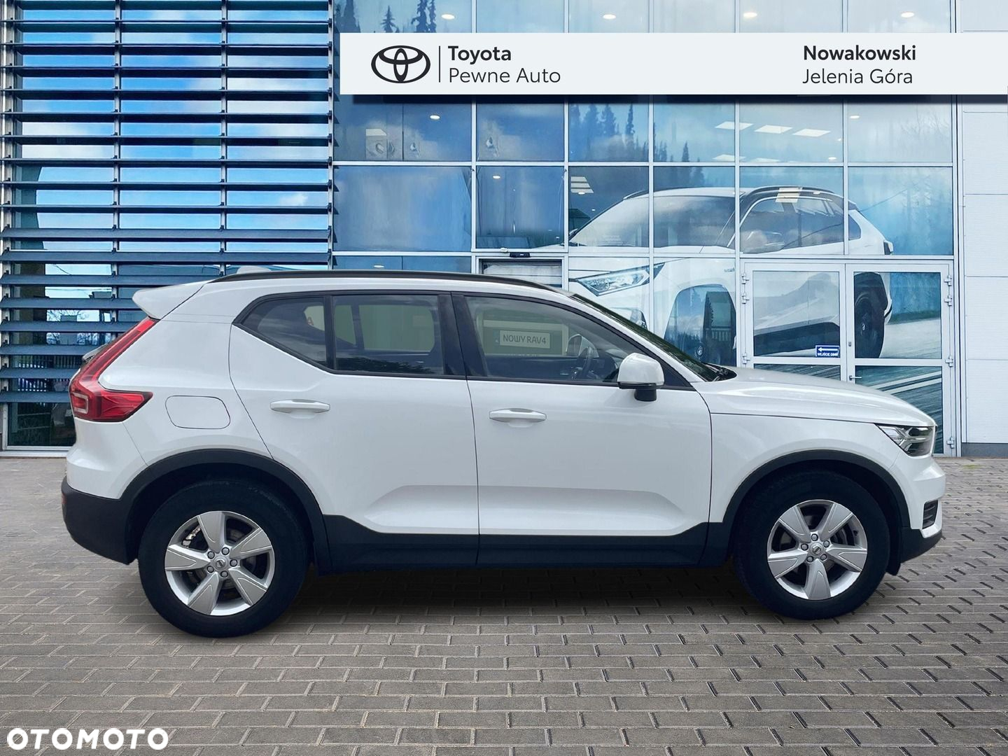 Volvo XC 40 T3 Momentum Core - 6