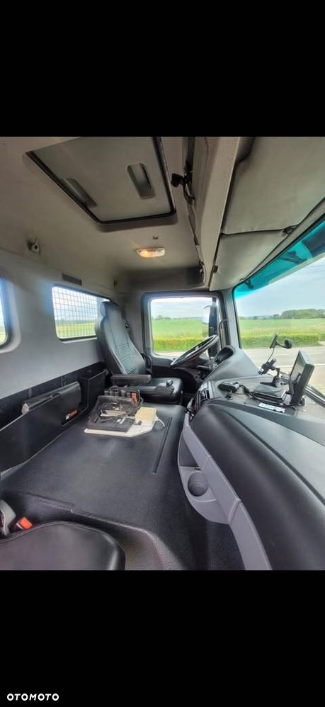 Mercedes-Benz ACTROS - 20